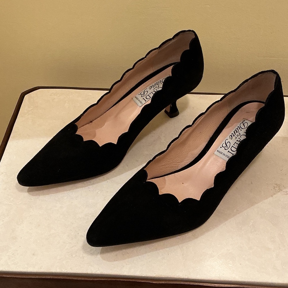 Pancaldi black suede pump 37.5